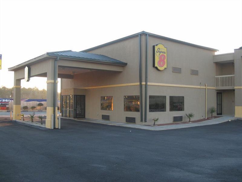 Super 8 By Wyndham Macon West Motel Exterior photo